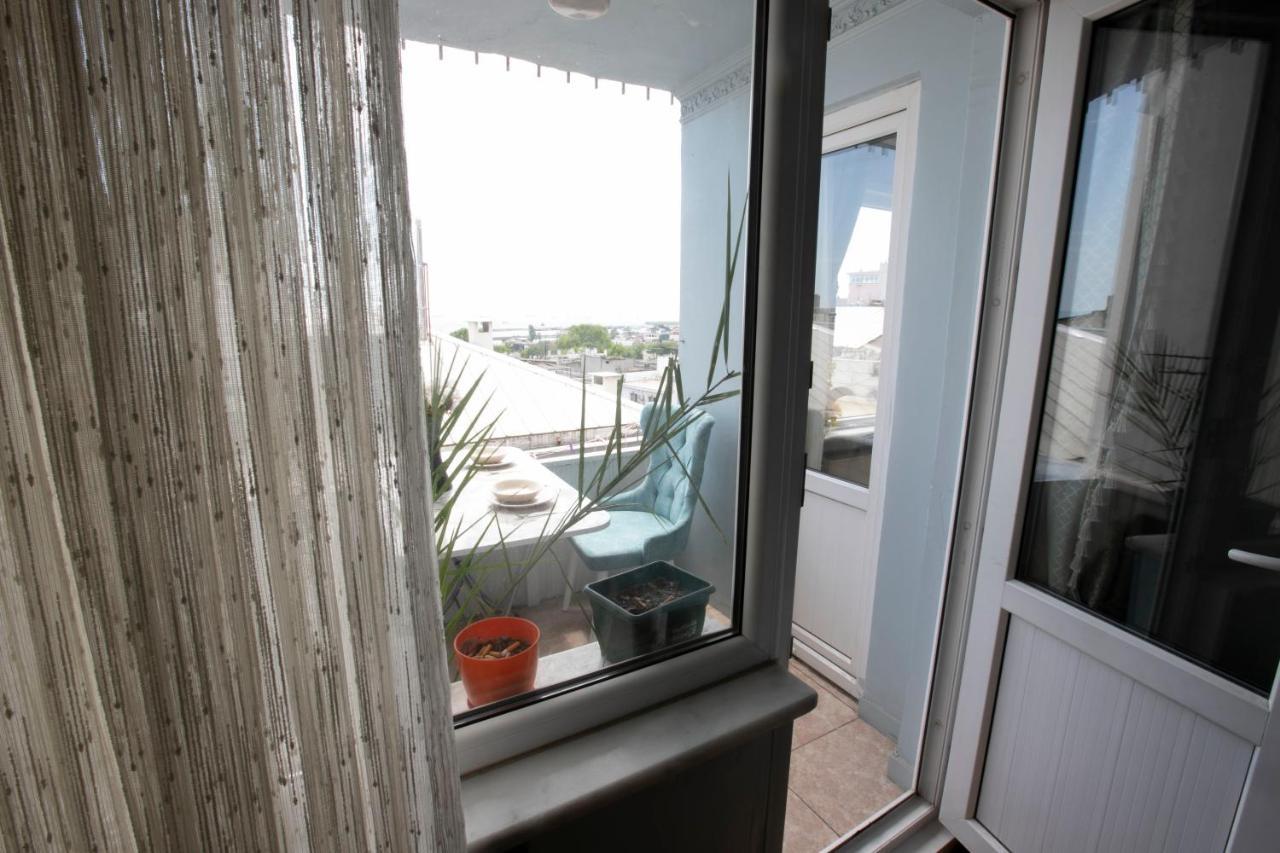 2Br-1Lr Seaview Family Place Next To Center Istanbul Bagian luar foto